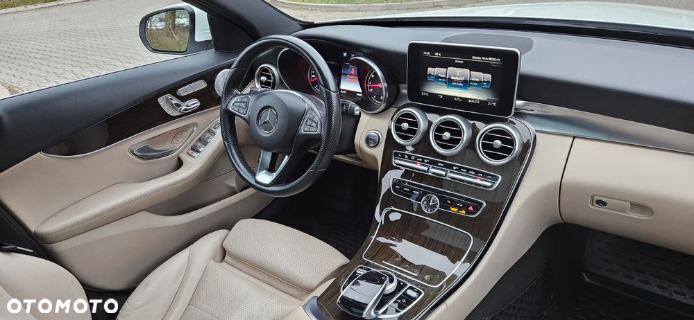 Mercedes-Benz Klasa C 300 9G-TRONIC Avantgarde - 18
