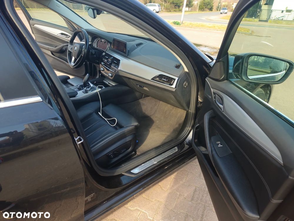 BMW Seria 5 520d Luxury Line - 18