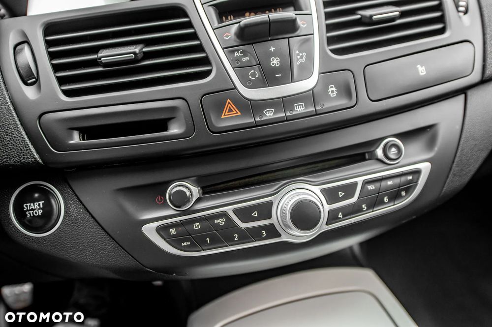Renault Laguna TCe205 GT - 34
