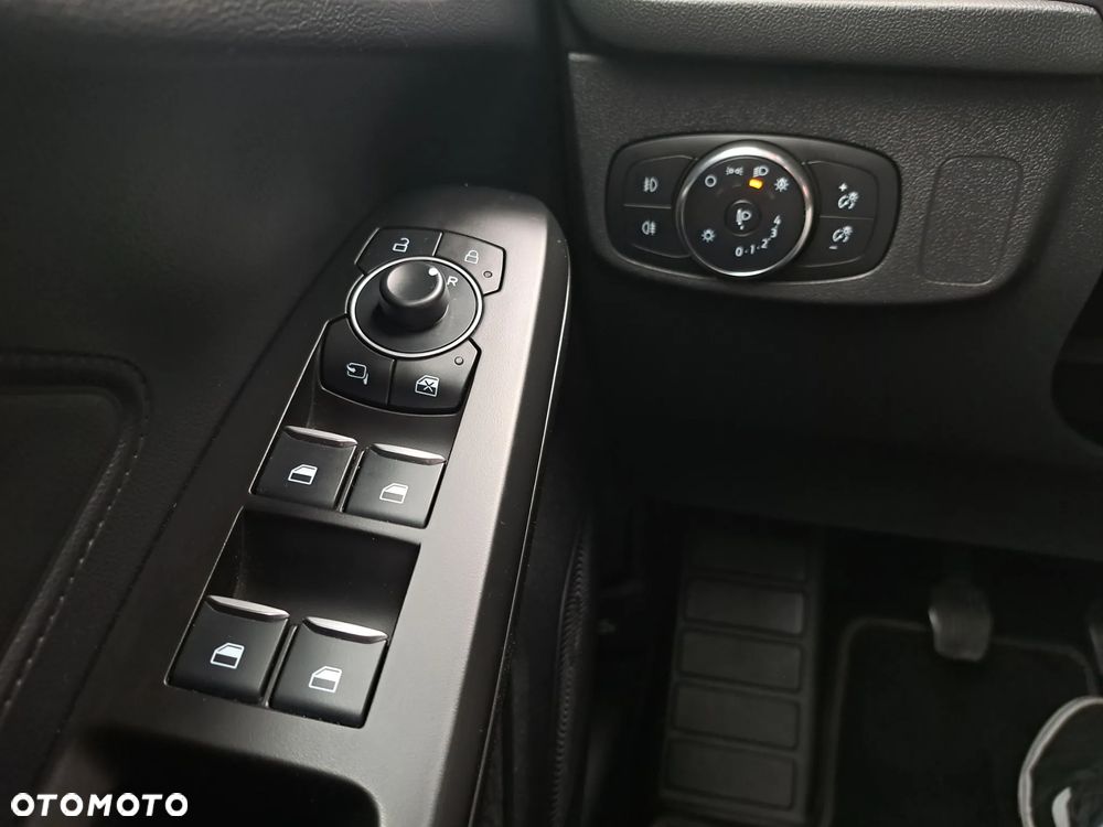 Ford Focus 1.0 EcoBoost mHEV Titanium X - 24