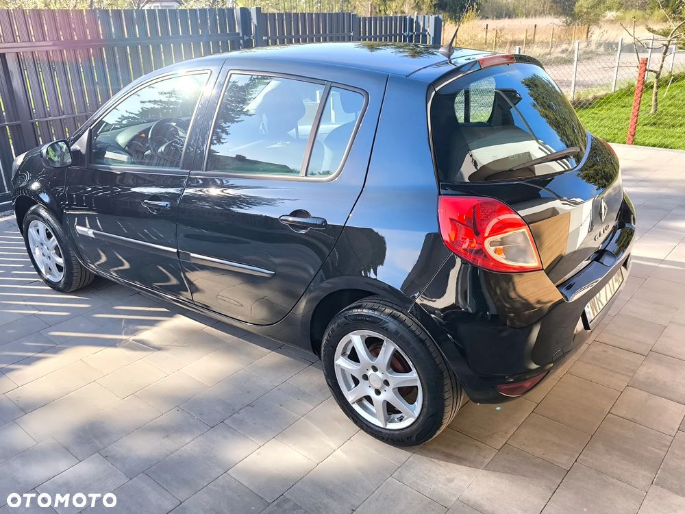 Renault Clio 1.2 16V Expression - 28