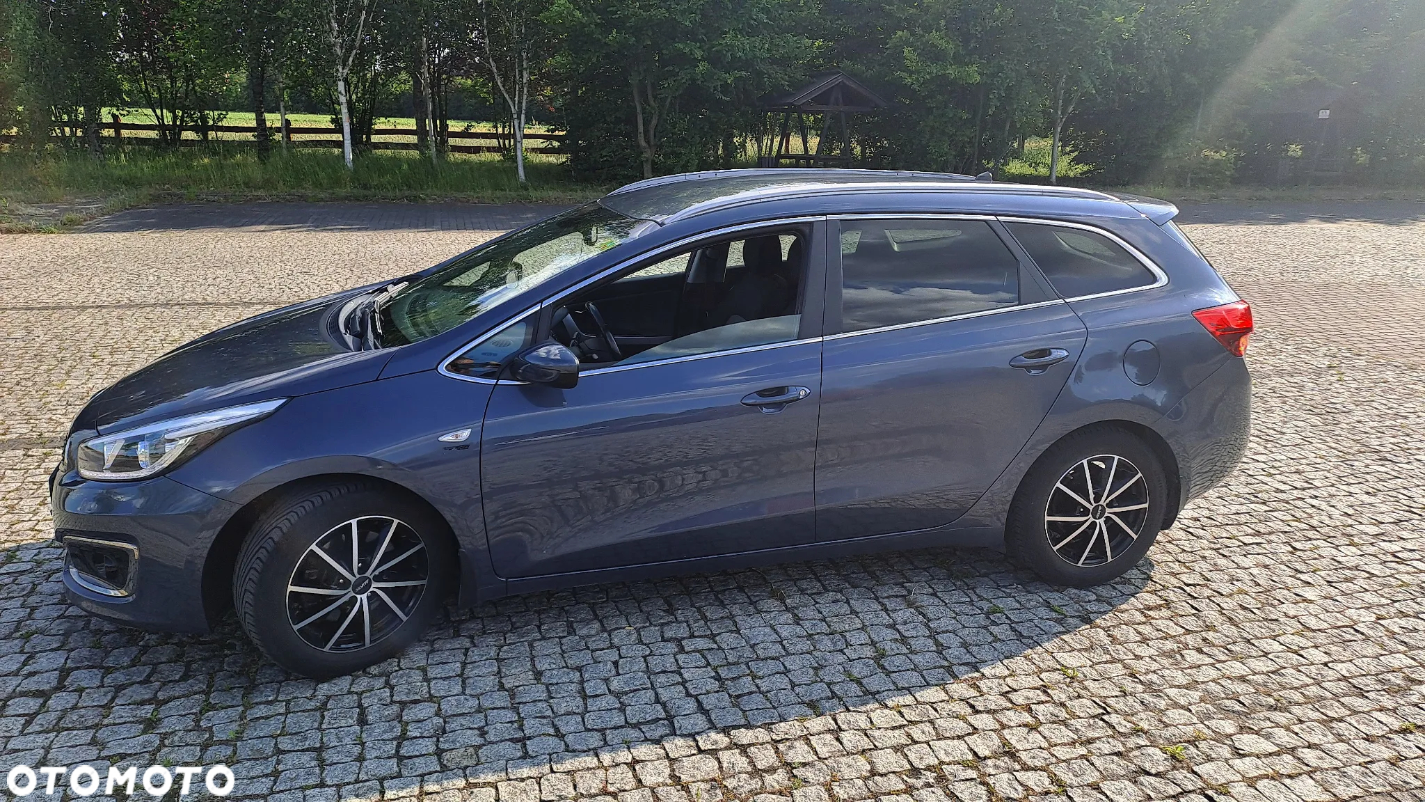 Kia Ceed Cee'd 1.6 GDI L Business Line - 4