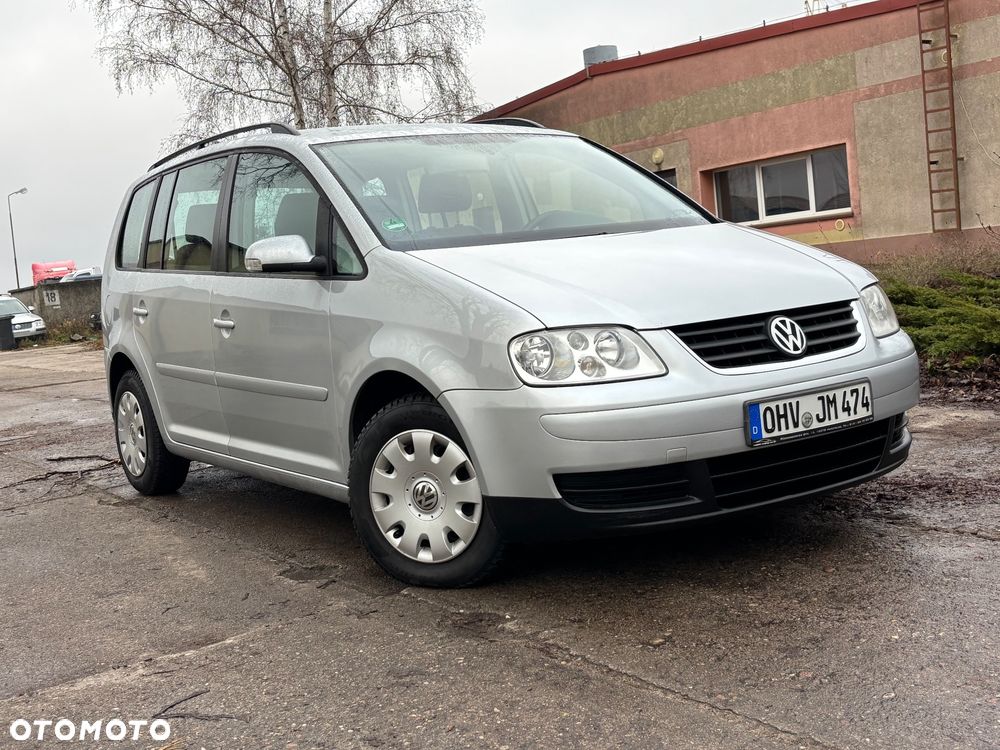 Volkswagen Touran 1.9 TDI DPF Conceptline - 28