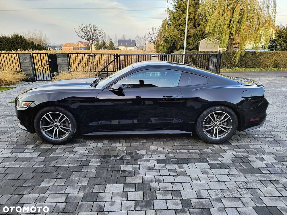 Ford Mustang 2.3 Eco Boost - 2