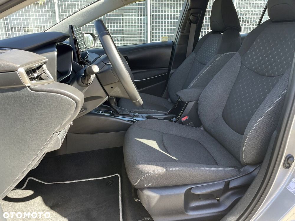 Toyota Corolla 1.8 Hybrid Comfort - 13