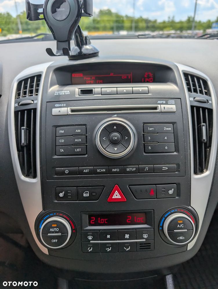 Kia Ceed 1.6 Crdi L - 11