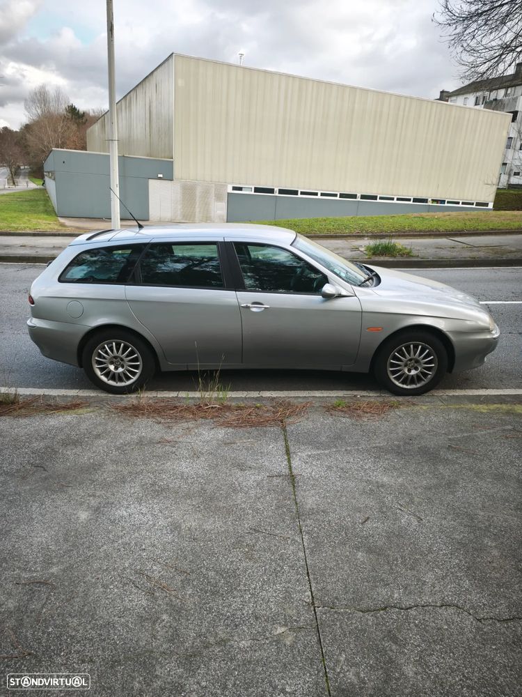 Alfa Romeo 156 1.9 JTD 8V Distinctive - 4