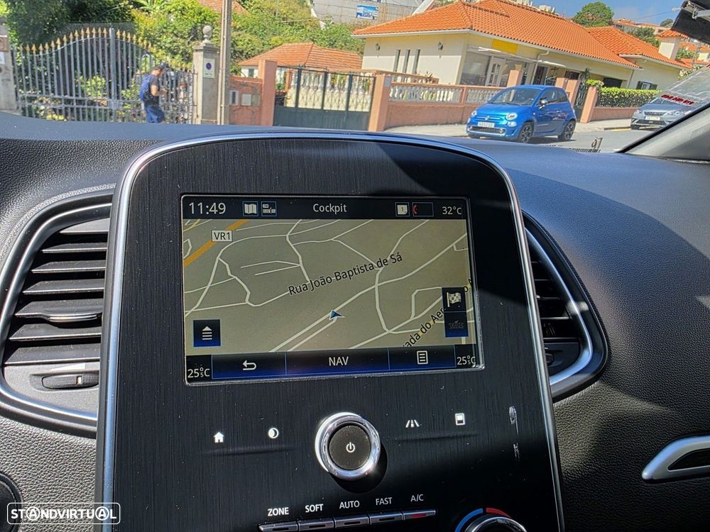 Renault Scénic dCi 110 LIMITED - 14