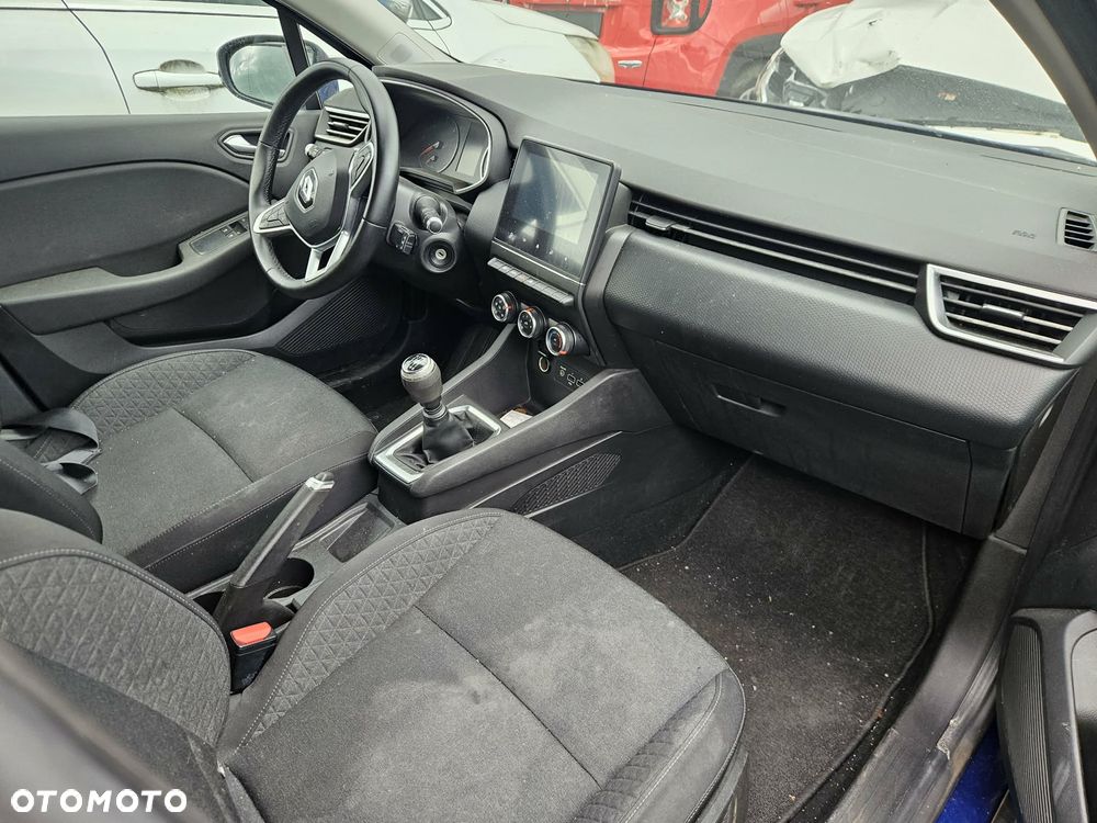 Renault Clio BLUE dCi 85 BUSINESS EDITION - 9
