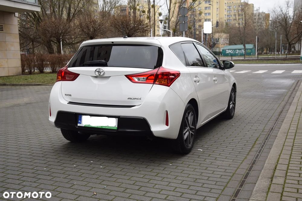 Toyota Auris 1.33 VVT-i Premium - 6