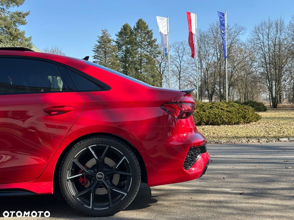 Audi RS3 Limousine - 14
