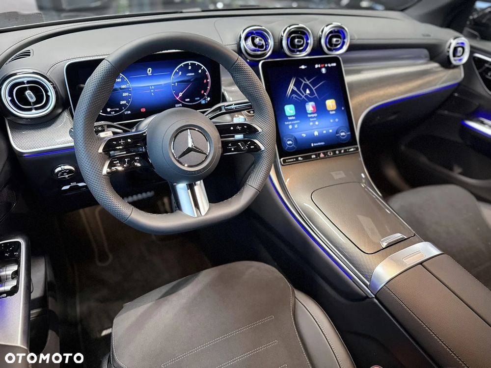 Mercedes-Benz GLC - 11