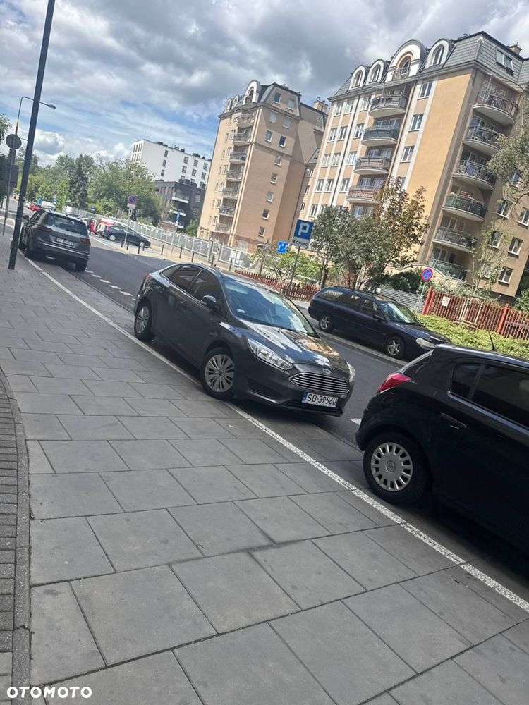 Ford Focus 1.6 Titanium - 1