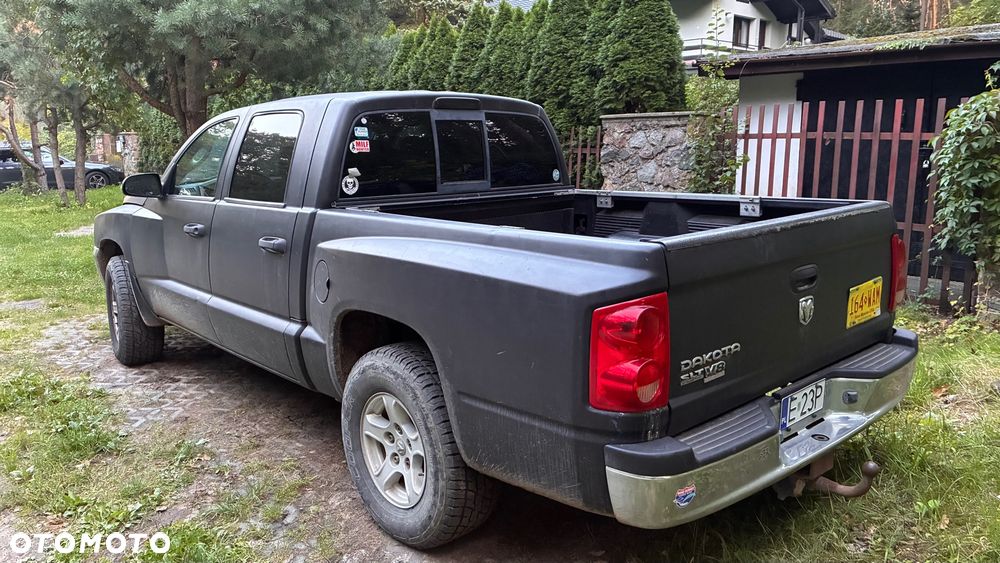 Dodge Dakota - 4