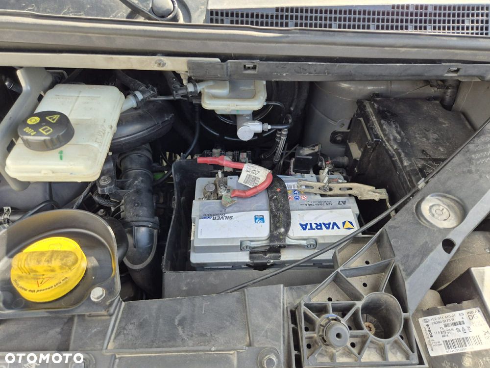 Renault Traffic - 10