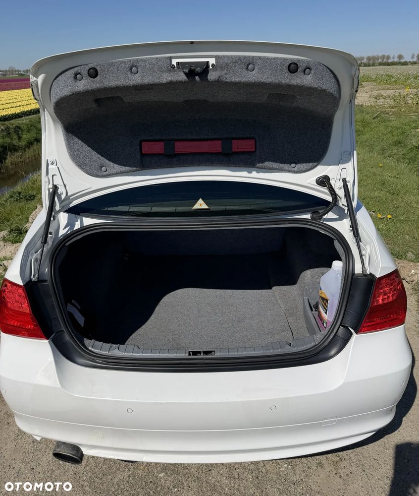 BMW Seria 3 320d - 12