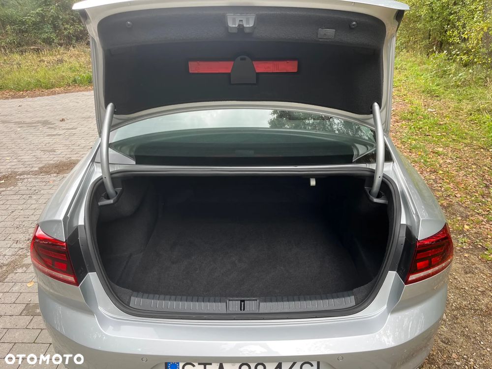 Volkswagen Passat 1.5 TSI EVO Essence - 32