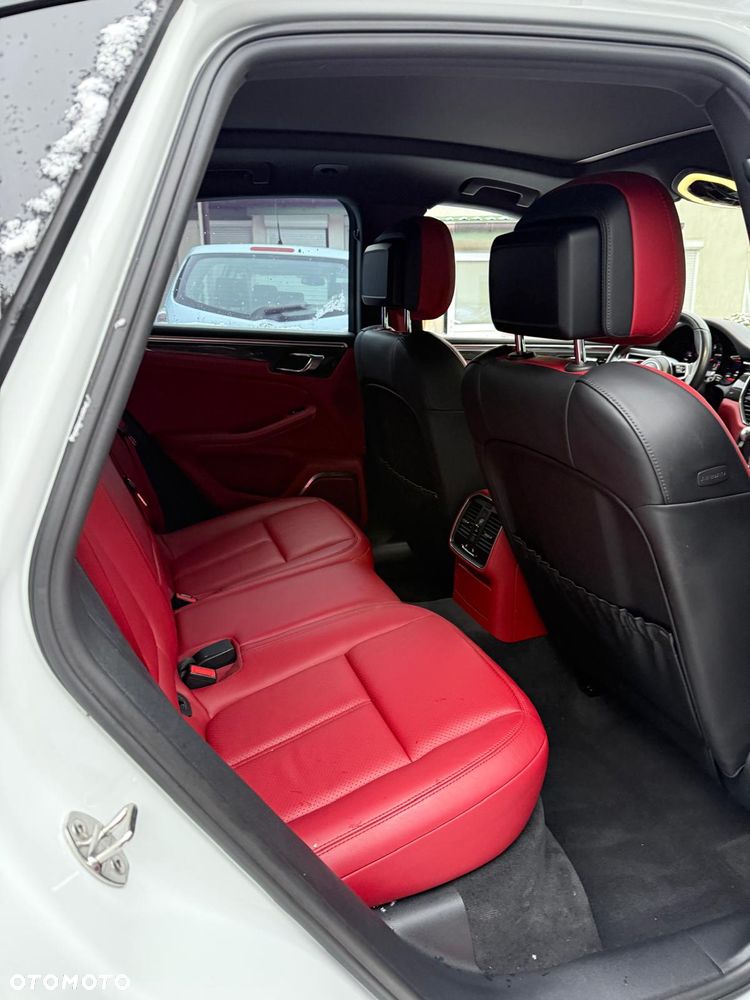 Porsche Macan GTS - 17