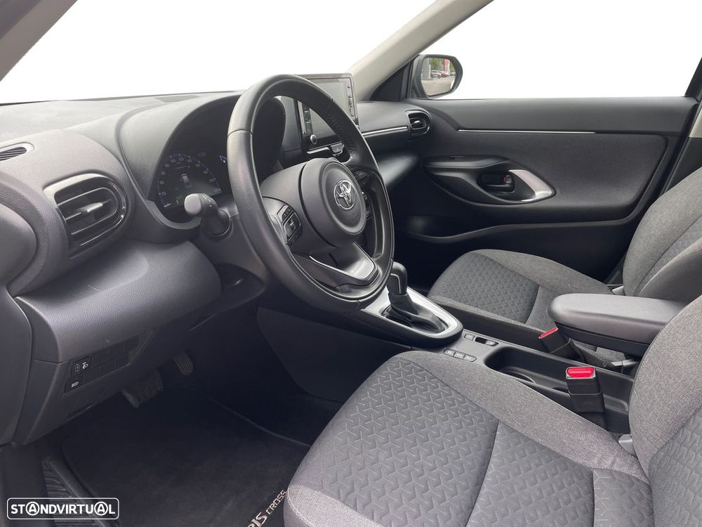 Toyota Yaris Cross 1.5 HDF Comfort Plus - 12