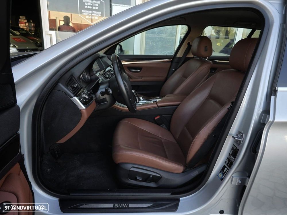 BMW 520 d Line Luxury Auto - 23