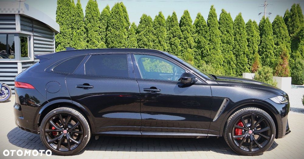 Jaguar F-Pace - 4