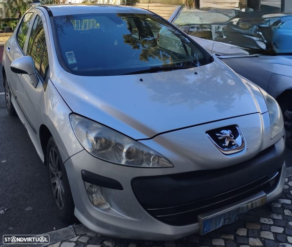 Peugeot 308 1.6 HDi Executive - 13