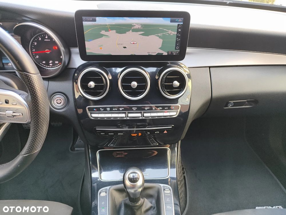 Mercedes-Benz Klasa C 180 AMG Line - 14