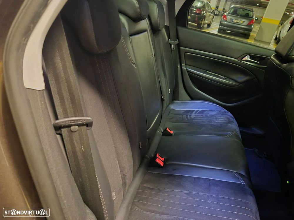 Peugeot 308 SW 1.6 e-HDi Allure - 35