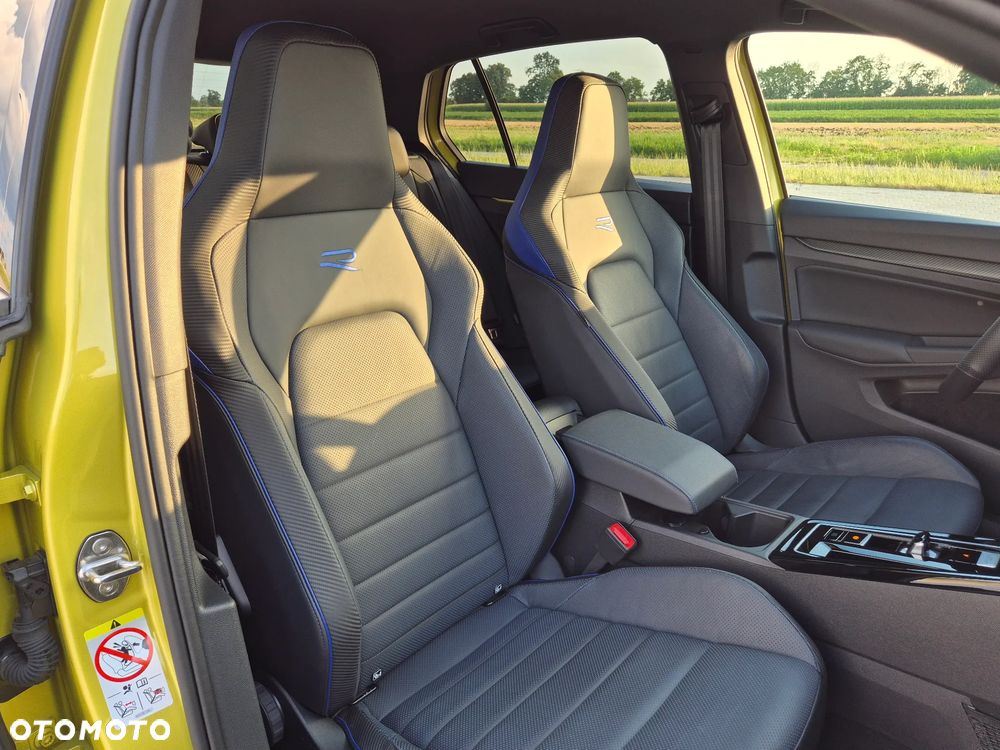 Volkswagen Golf 2.0 TSI OPF 4Motion DSG R Performance - 31