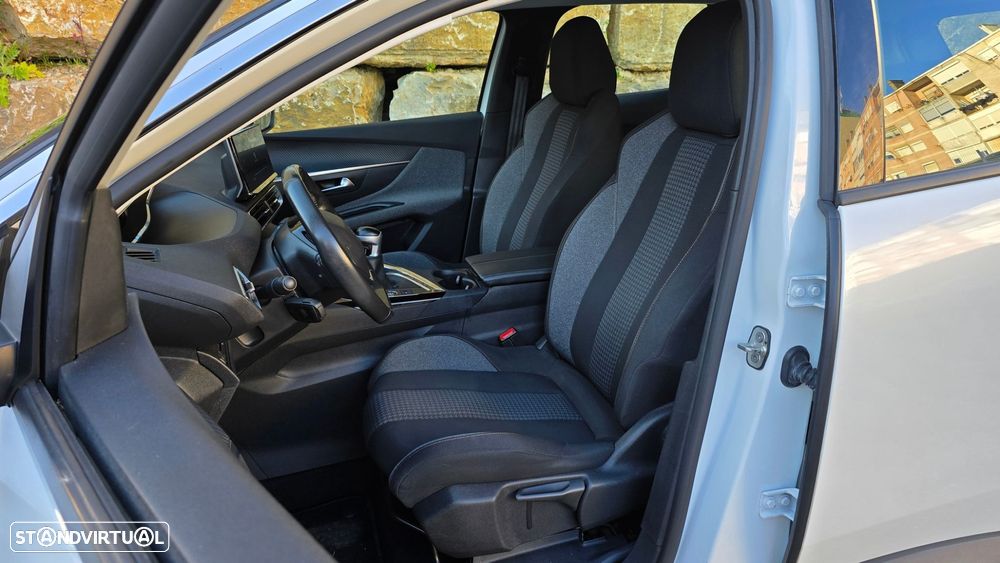 Peugeot 3008 1.5 BlueHDi Active - 41