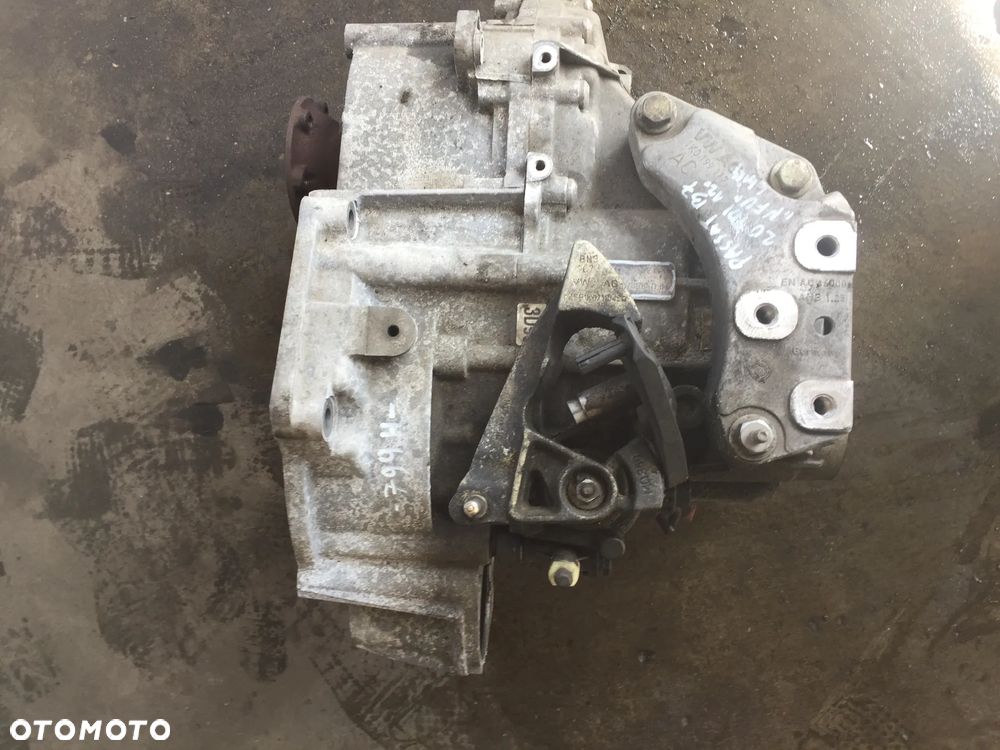 VW PASSAT B7 12R 2.0 TDI SKRZYNIA BIEGÓW NFU - 2