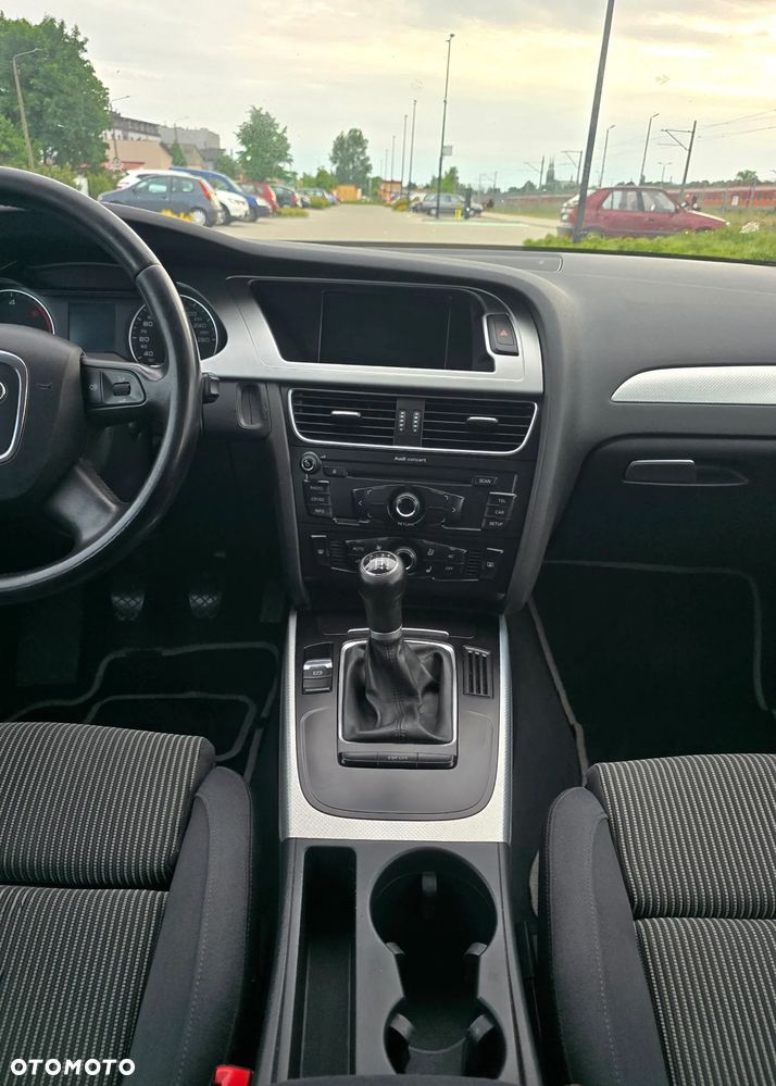 Audi A4 Avant - 14
