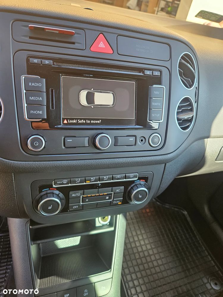 Volkswagen Golf Plus 1.6 TDI BlueMot Comfortline - 11