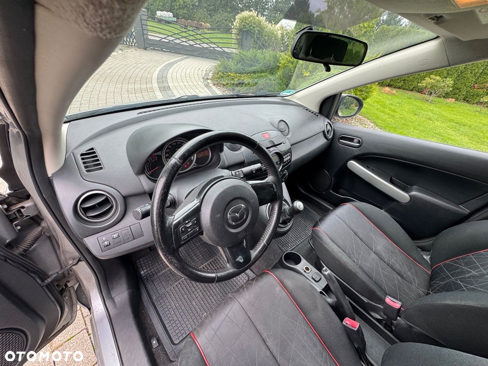 Mazda 2 1.3 MZR Iro - 13
