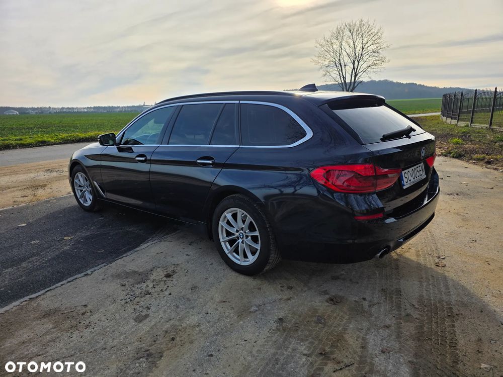 BMW Seria 5 530i Luxury Line - 15