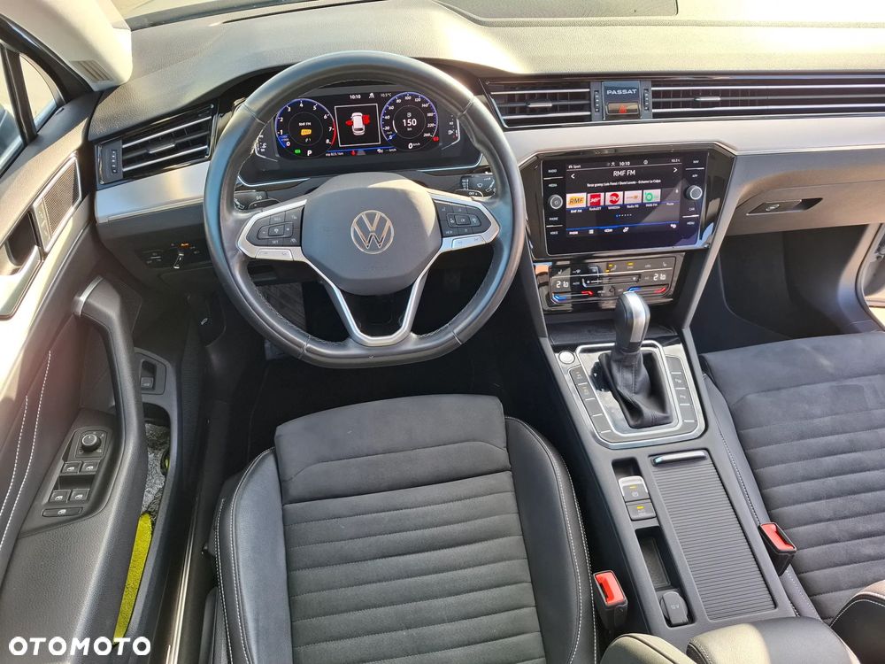 Volkswagen Passat Variant 1.5 TSI EVO Elegance DSG - 22