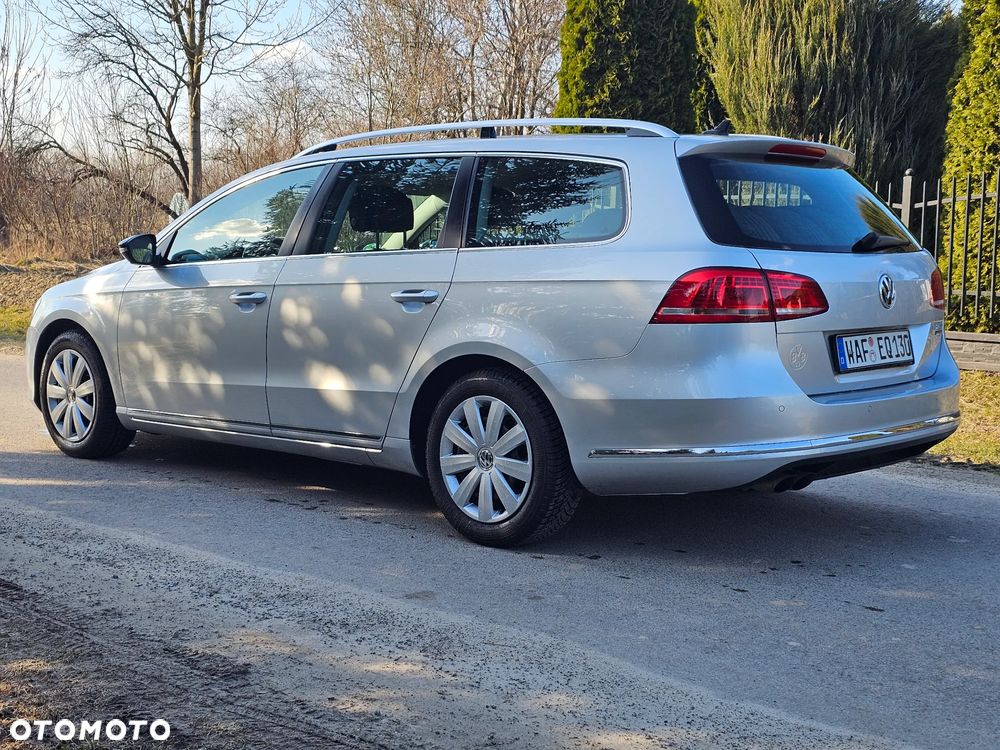 Volkswagen Passat 2.0 TDI BlueMotion Technology Highline - 32