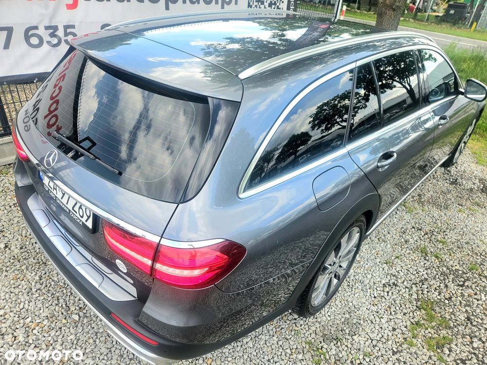 Mercedes-Benz Klasa E 220 d 4-Matic All-Terrain - 16