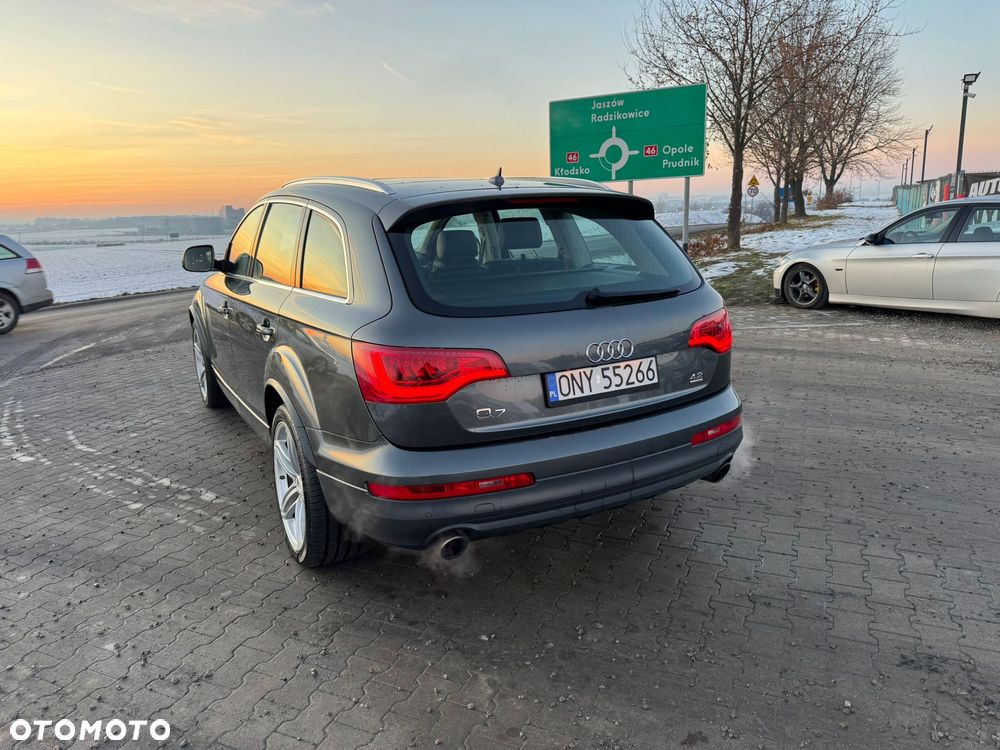 Audi Q7 4.2 FSI Quattro Tiptronic - 7