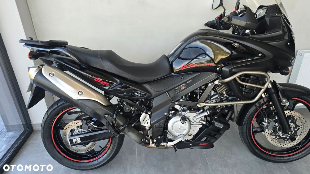 Suzuki V-STROM - 28