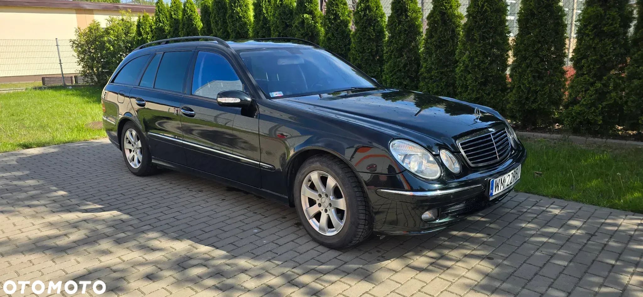 Mercedes-Benz Klasa E 320 CDI T Avantgarde - 1