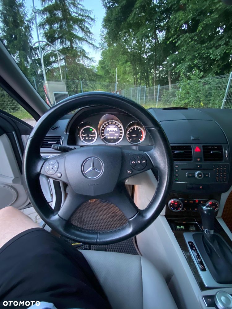 Mercedes-Benz Klasa C - 22