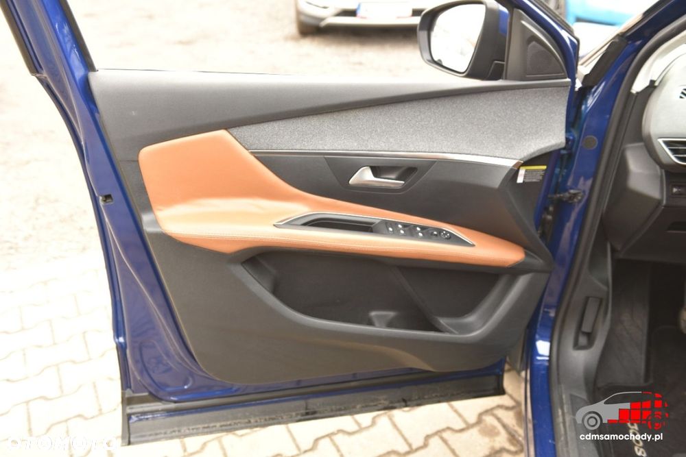 Peugeot 3008 PureTech 130 Stop & Start GPF Allure - 12