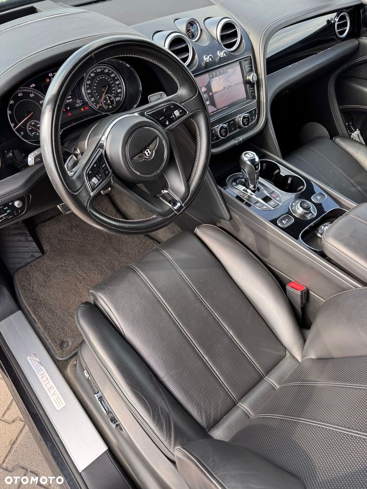 Bentley Bentayga W12 - 8