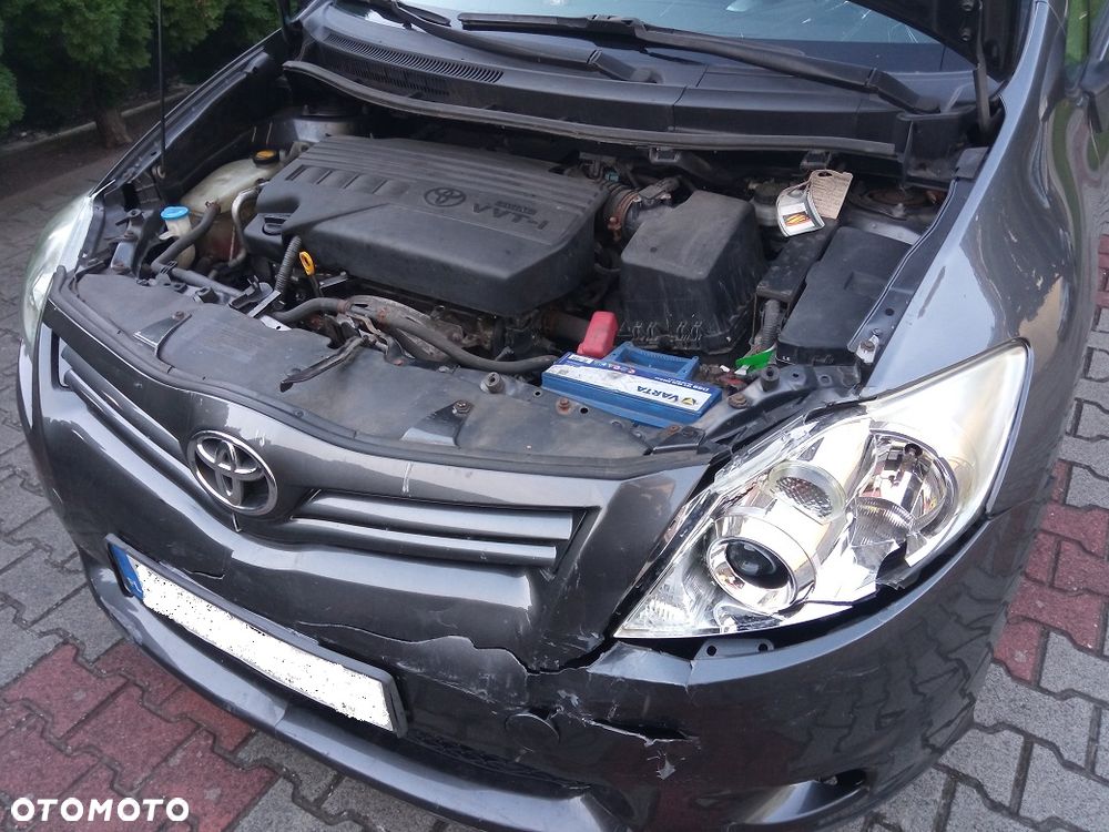 Toyota Auris 1.33 VVT-i Active - 21
