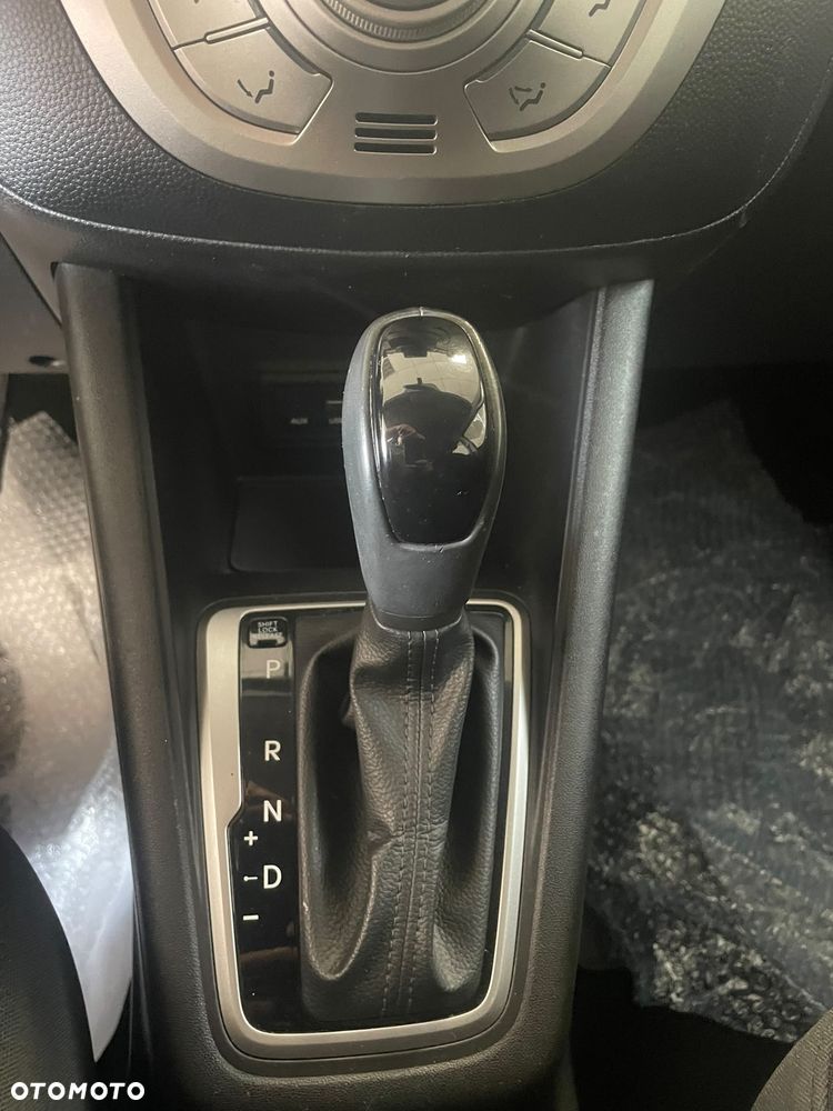 Hyundai ix20 - 10