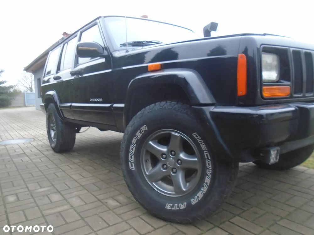 Jeep Cherokee - 7