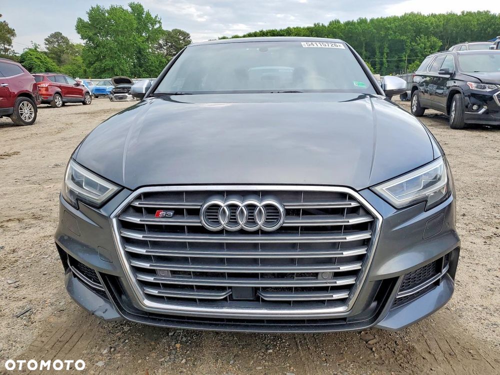 Audi S3 S tronic - 6