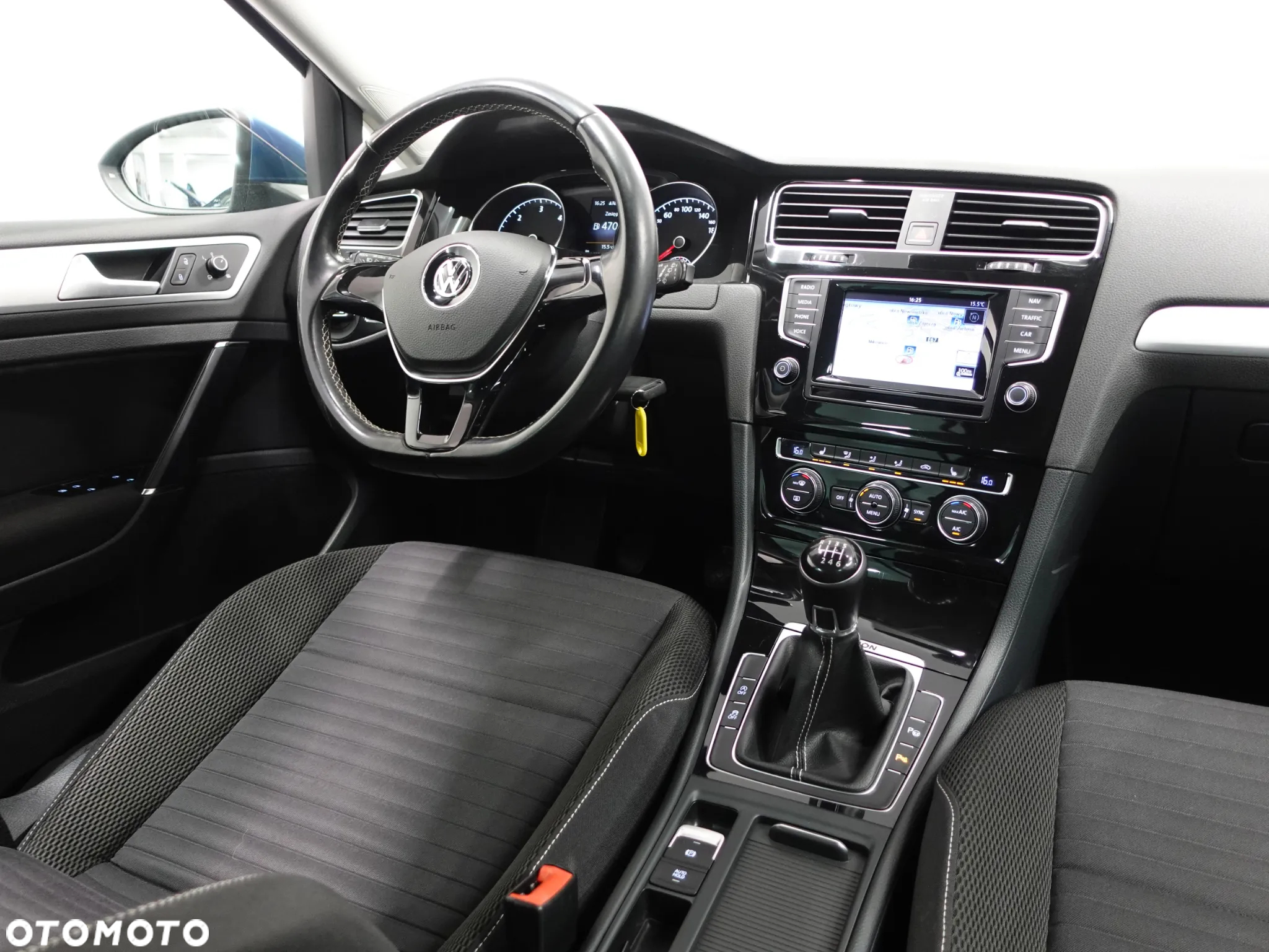 Volkswagen Golf 1.6 TDI 4Motion BlueMotion Technology Cup - 31