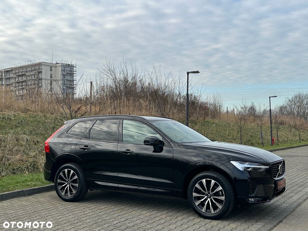 Volvo XC 60 B4 B Plus Dark - 18